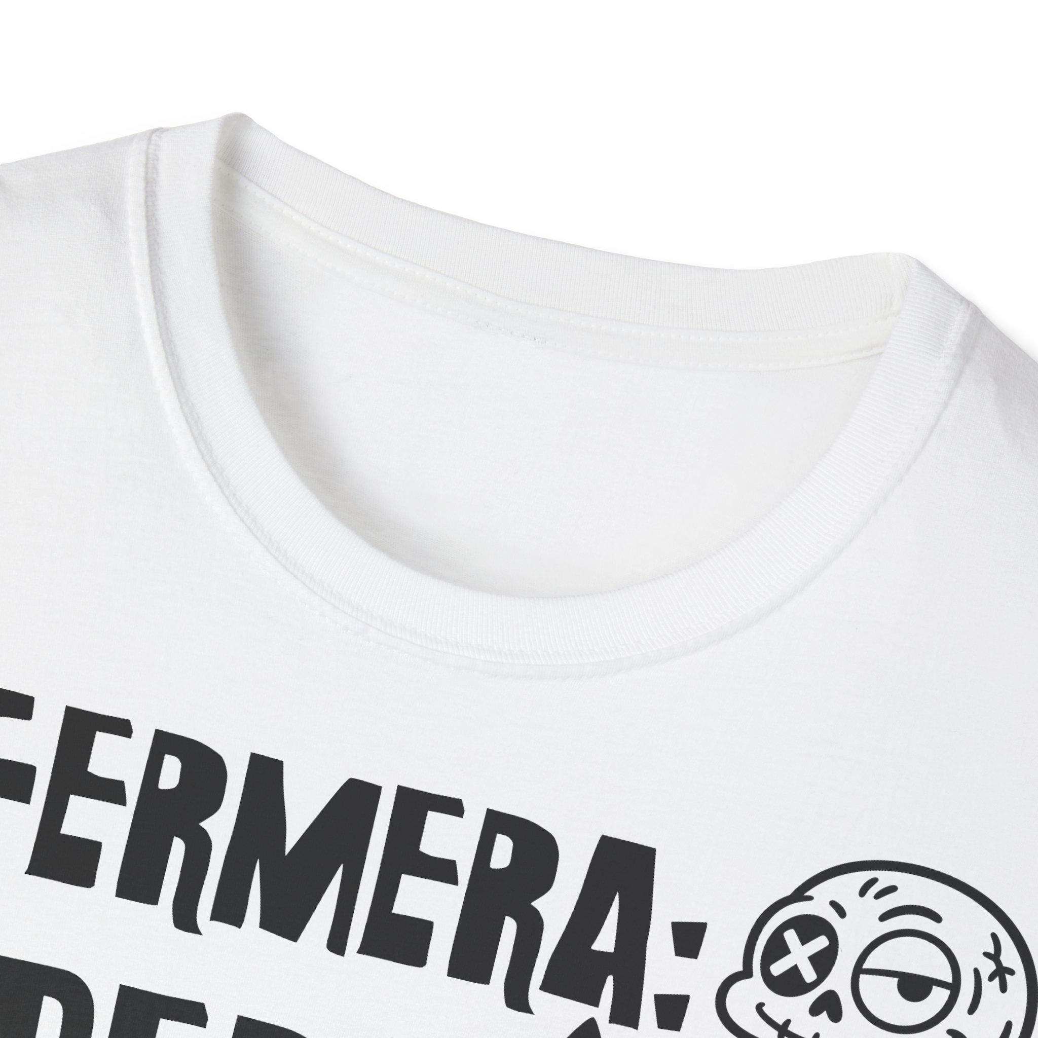 ENFERMERA: SUPERHÉROE CON CAFÉ Camiseta para enfermeras FRONT | Días de Mierda - Imagen 3