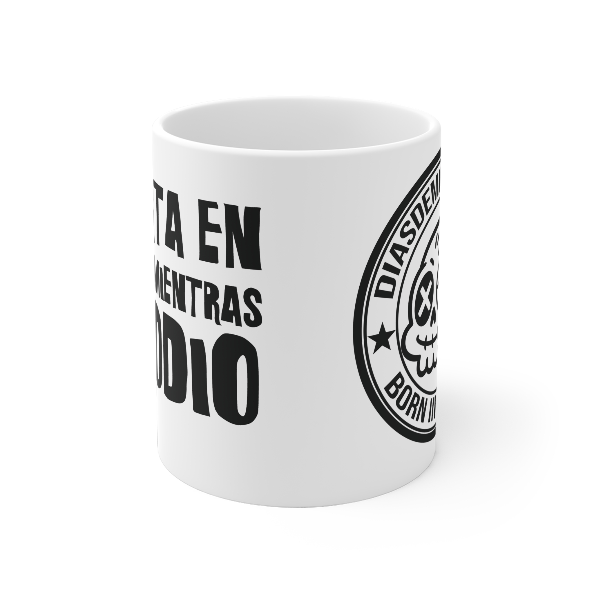 EXPERTA EN SONREÍR MIENTRAS TE ODIO taza de ceramica para enfermeras — Días de Mierda - Imagen 2